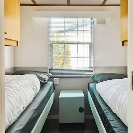 4 Persons Valkenbosch Situated In The Forested Area أويسترفايك
