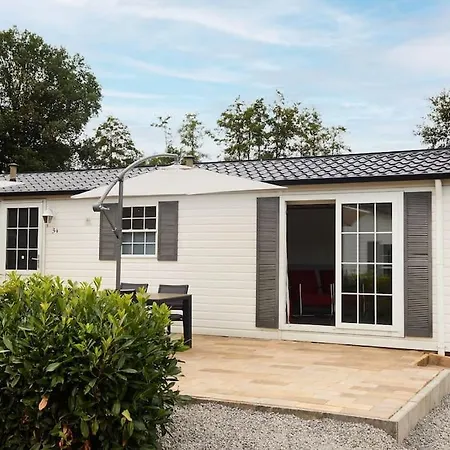 4 Persons Valkenbosch Situated In The Forested Area Apartmán *